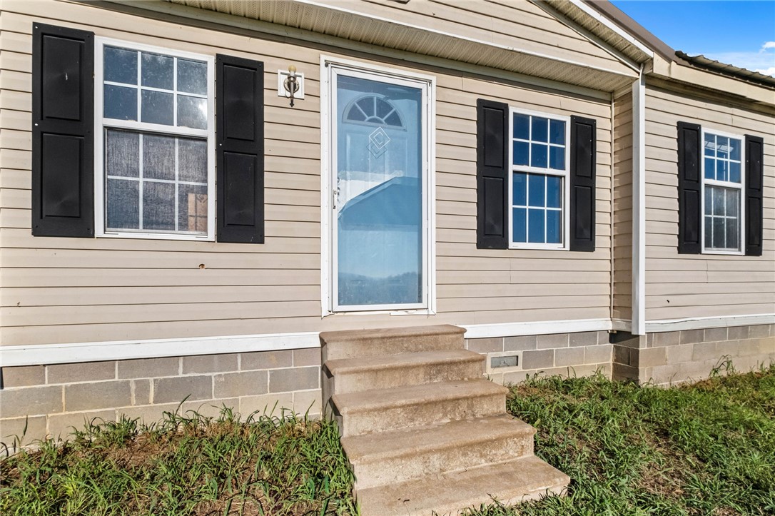10637 Bobb Kidd Lake Road Prairie Grove, AR 72753 - Photo 4 of 41 Gallery Image 4