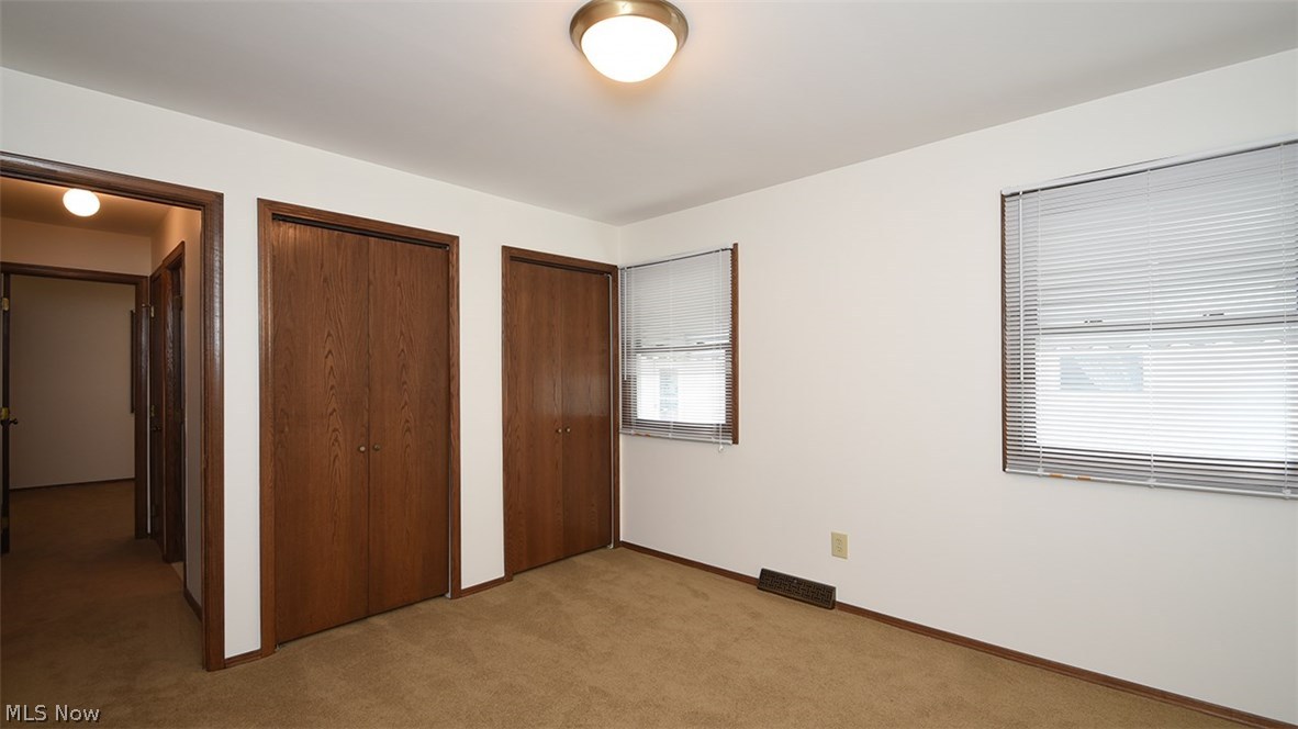 6090 Ridge Road Parma, OH 44129 - Photo 17 of 35