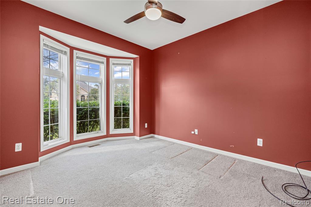 2025 Somerville Road Rochester Hills, MI 48307 - Photo 16 of 51