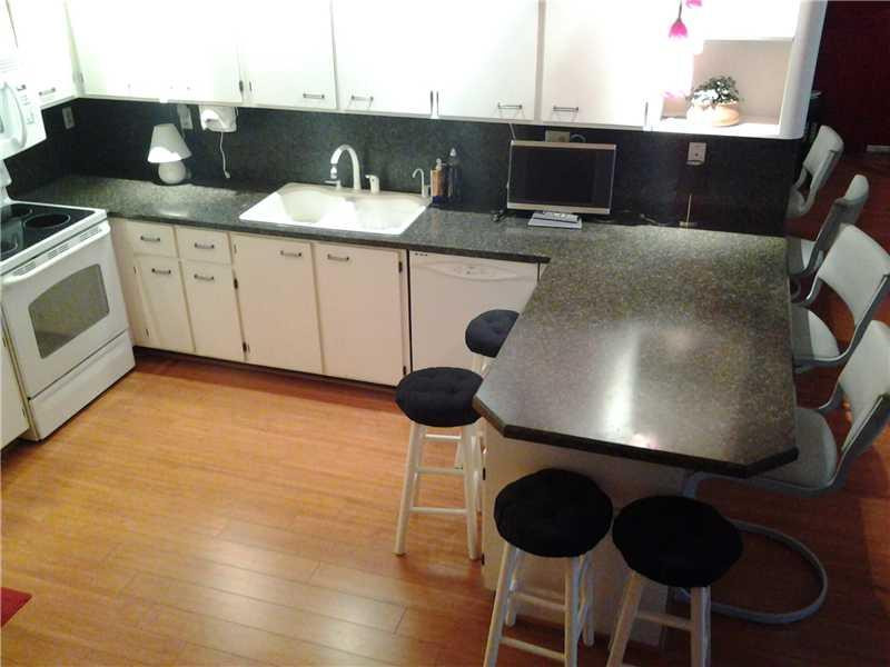 23398 Southwest 54th Way, Unit D Boca Raton, FL 33433 - Photo 4 of 22 Kitchen