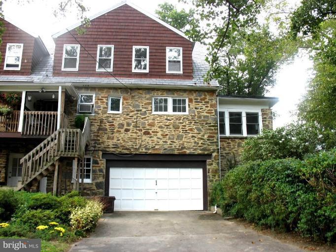 906 East Joppa Road Towson, MD 21286 - Photo 3 of 17 Exterior (Rear)