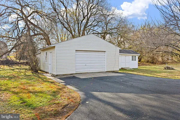 a view of backyard of house