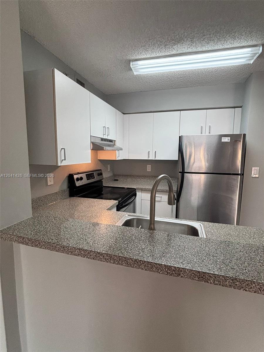 761 North Pine Island Road, Unit 203 Plantation, FL 33324 - Photo 11 of 38