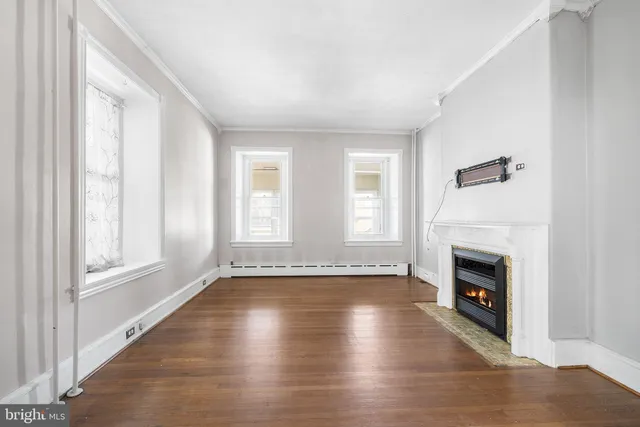 $3,250 | 7301 Chestnut Avenue, Unit 1, Elkins Park, PA 19027