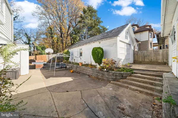 $3,000 | 7301 Chestnut Avenue, Unit 1, Elkins Park, PA 19027