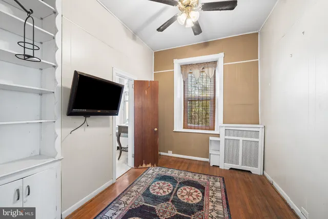 $3,250 | 7301 Chestnut Avenue, Unit 1, Elkins Park, PA 19027