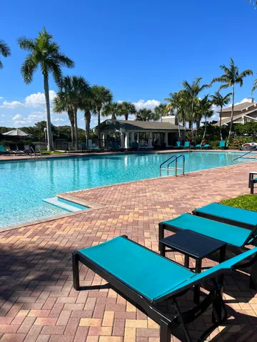 $2,400 | 840 Marina Del Ray Lane, Unit 4, West Palm Beach, FL 33401