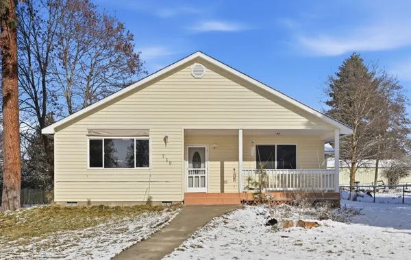 $375,000 | 719 East B Street, Deer Park, WA 99006