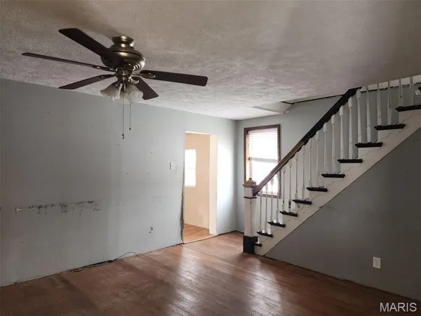 $58,000 | 216 South Pine Street, Stonington, IL 62567