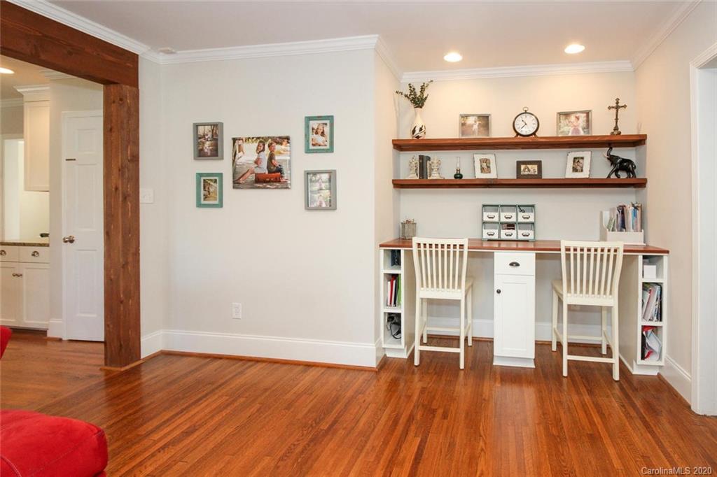 3010 Eastburn Road Charlotte, NC 28210 - Photo 7 of 30 Gallery Image 7
