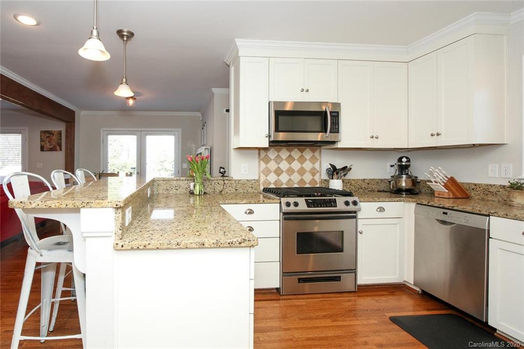 3010 Eastburn Road Charlotte, NC 28210 - Photo 9 of 30 Gallery Image 9
