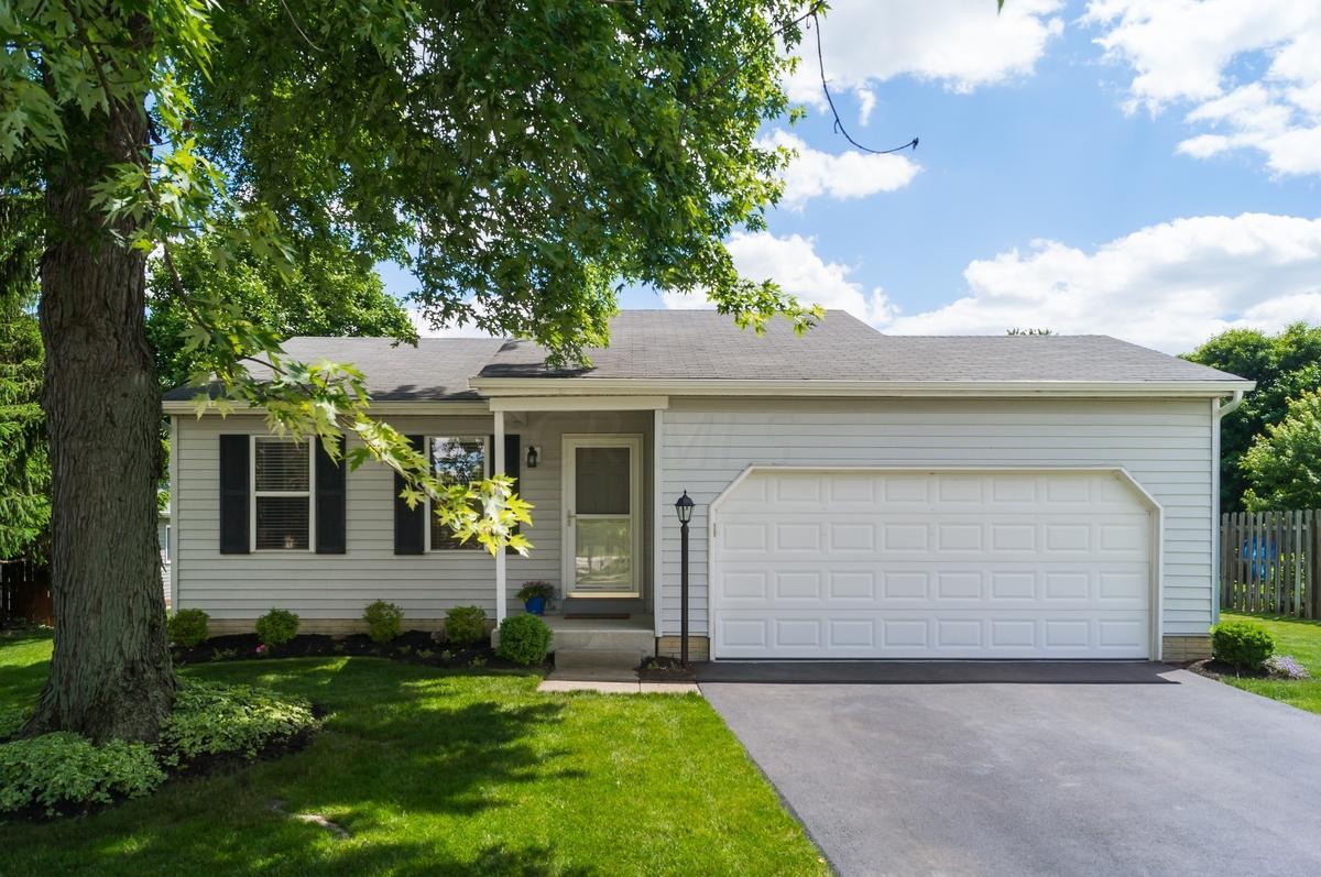 1635 Rushing Way Columbus, OH 43235 - Photo 1 of 29 Gallery Image 1