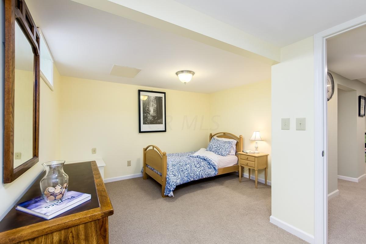1635 Rushing Way Columbus, OH 43235 - Photo 24 of 29 Gallery Image 24