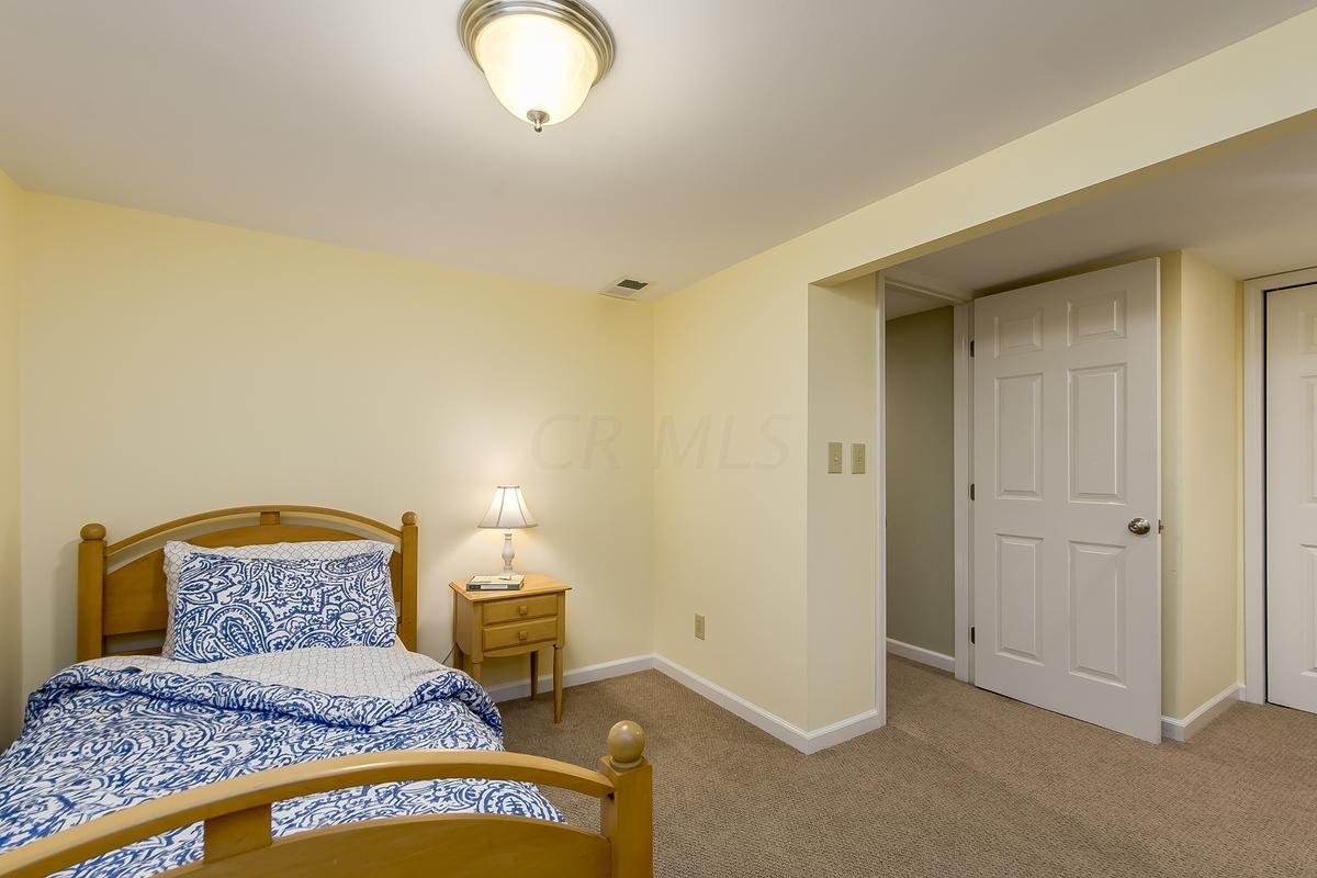 1635 Rushing Way Columbus, OH 43235 - Photo 25 of 29 Gallery Image 25