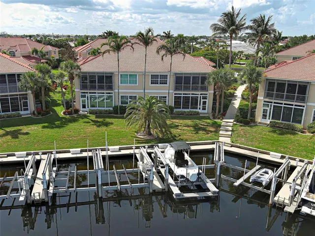 $829,000 | 2590 Tarpon Cove Drive, Unit 811, Punta Gorda, FL 33950