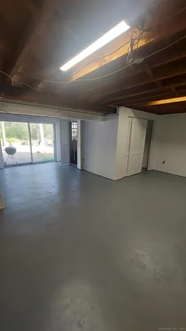 $3,295 | 62 Euclid Avenue, Stamford, CT 06902