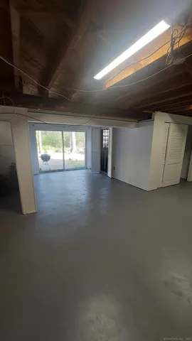 $3,295 | 62 Euclid Avenue, Stamford, CT 06902