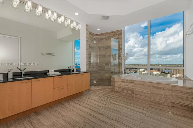 a view of entryway with white door