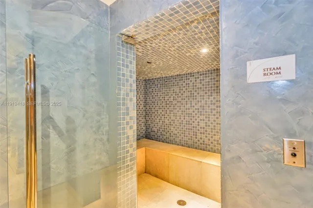 $13,000 | 16001 Collins Avenue, Unit 4104, Sunny Isles Beach, FL 33160