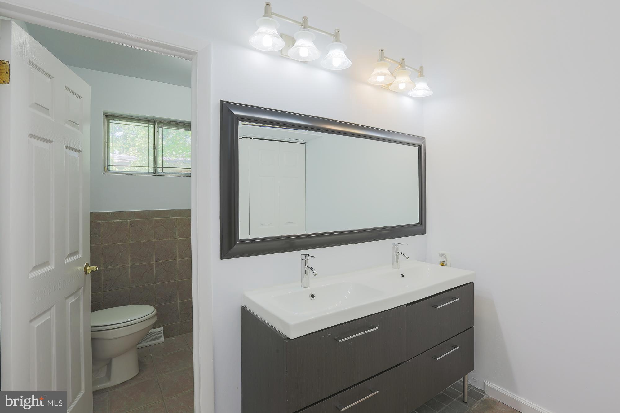 2317 Rogene Drive Baltimore, MD 21209 - Photo 24 of 30 Bath