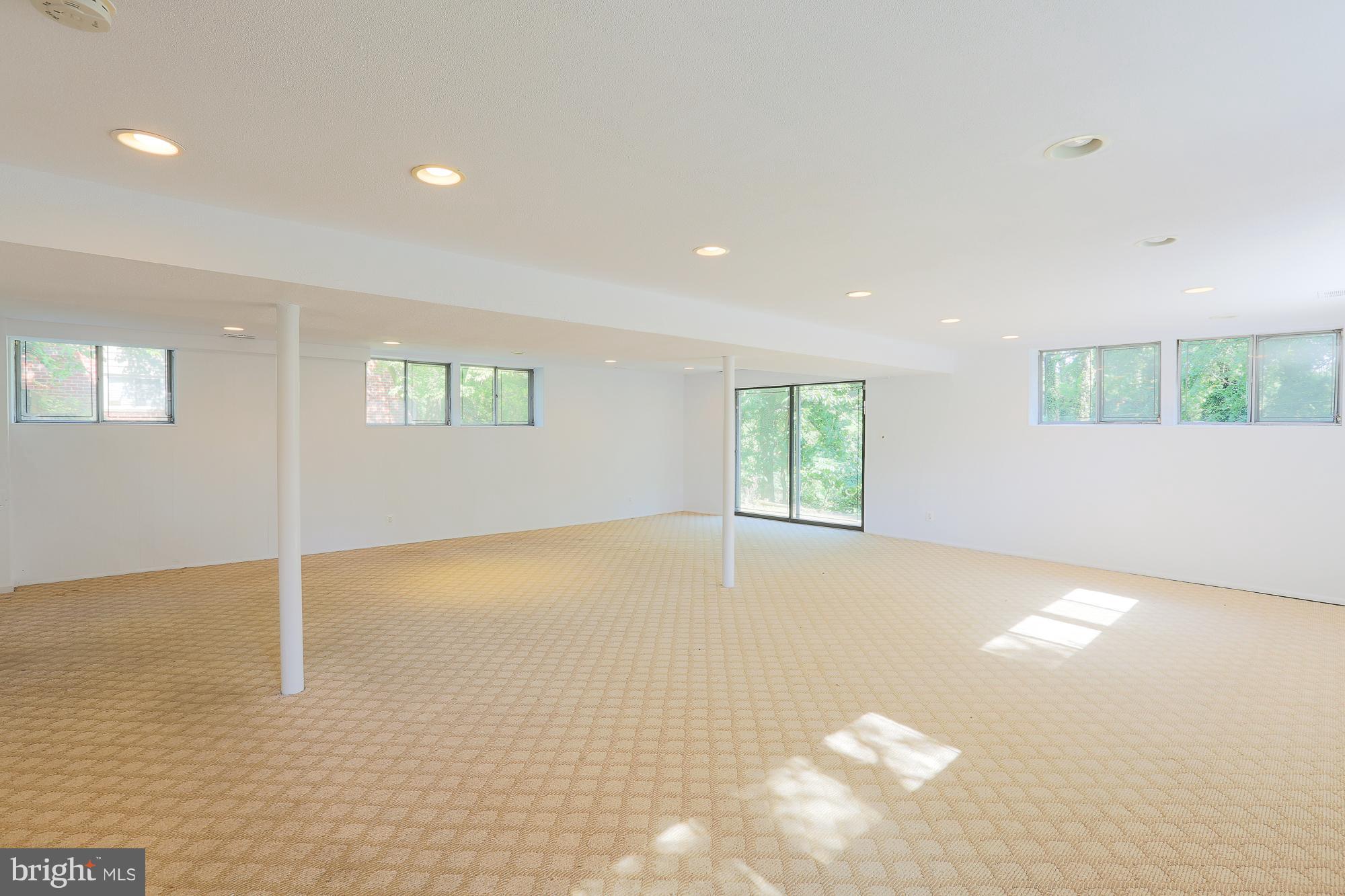 2317 Rogene Drive Baltimore, MD 21209 - Photo 26 of 30 Family Room