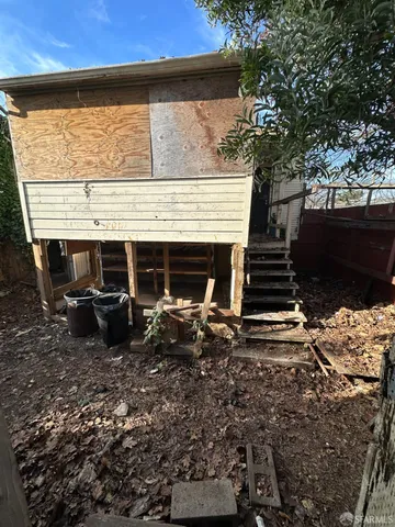 a view of an outdoor space and yard