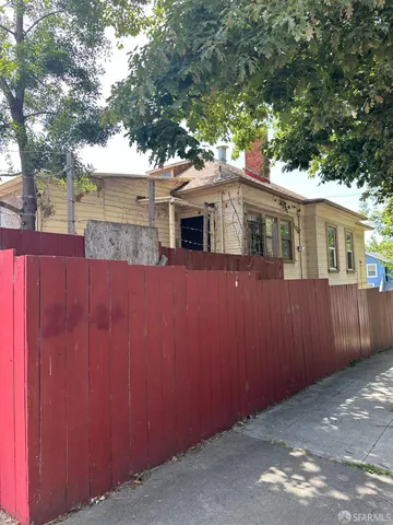 $450,000 | 2140 27th Avenue, Oakland, CA 94601