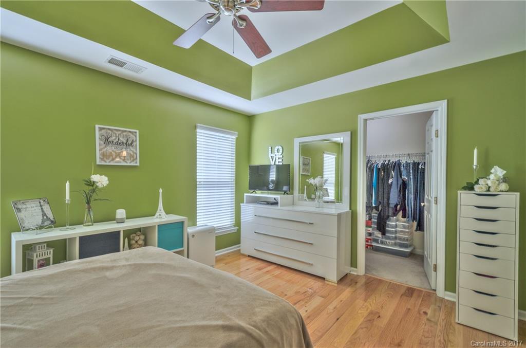 4888 Prosperity Ridge Road, Unit 119 Charlotte, NC 28269 - Photo 17 of 24 Gallery Image 17