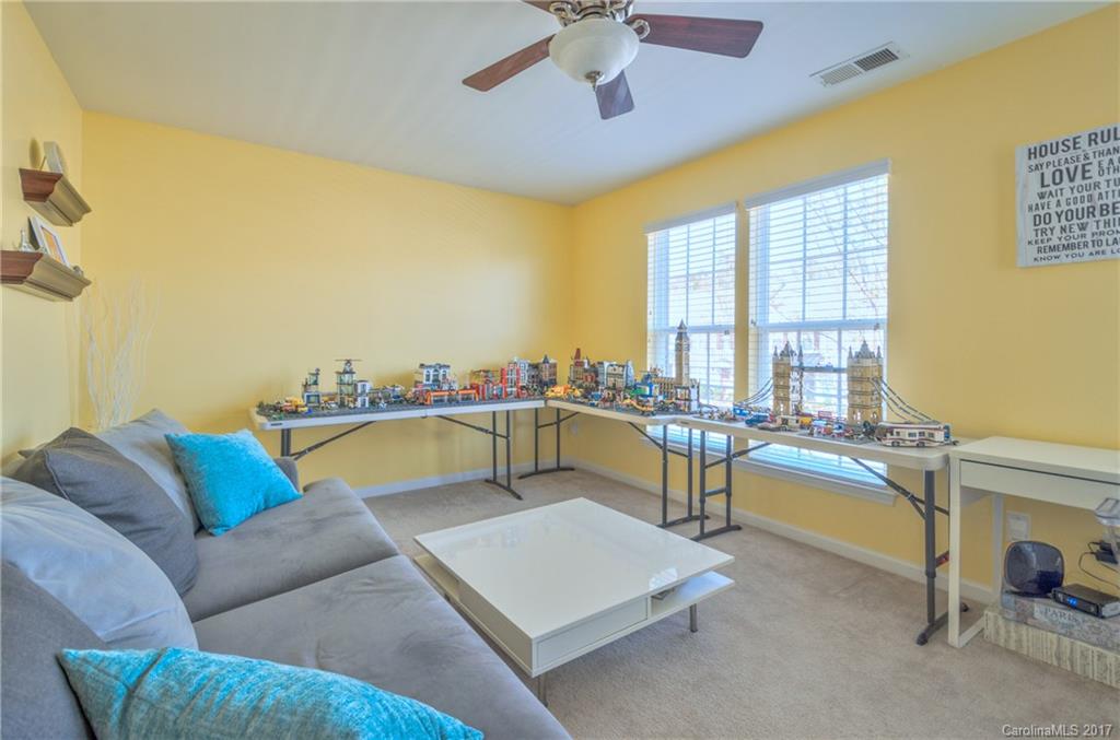 4888 Prosperity Ridge Road, Unit 119 Charlotte, NC 28269 - Photo 22 of 24 Gallery Image 22