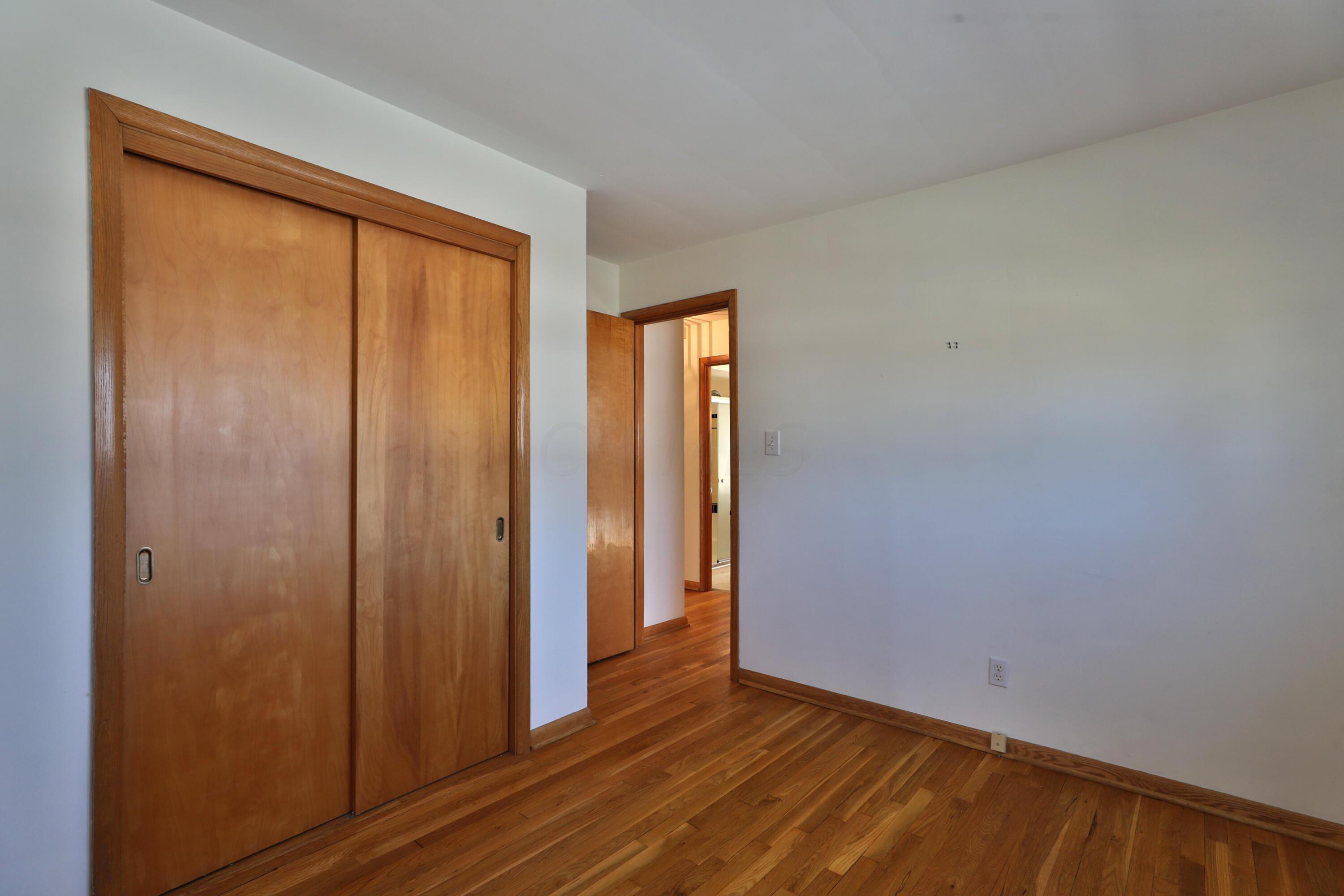 3231 Somerford Road Columbus, OH 43221 - Photo 14 of 35 Hardwood Floors and Double Door Sliding Closet.