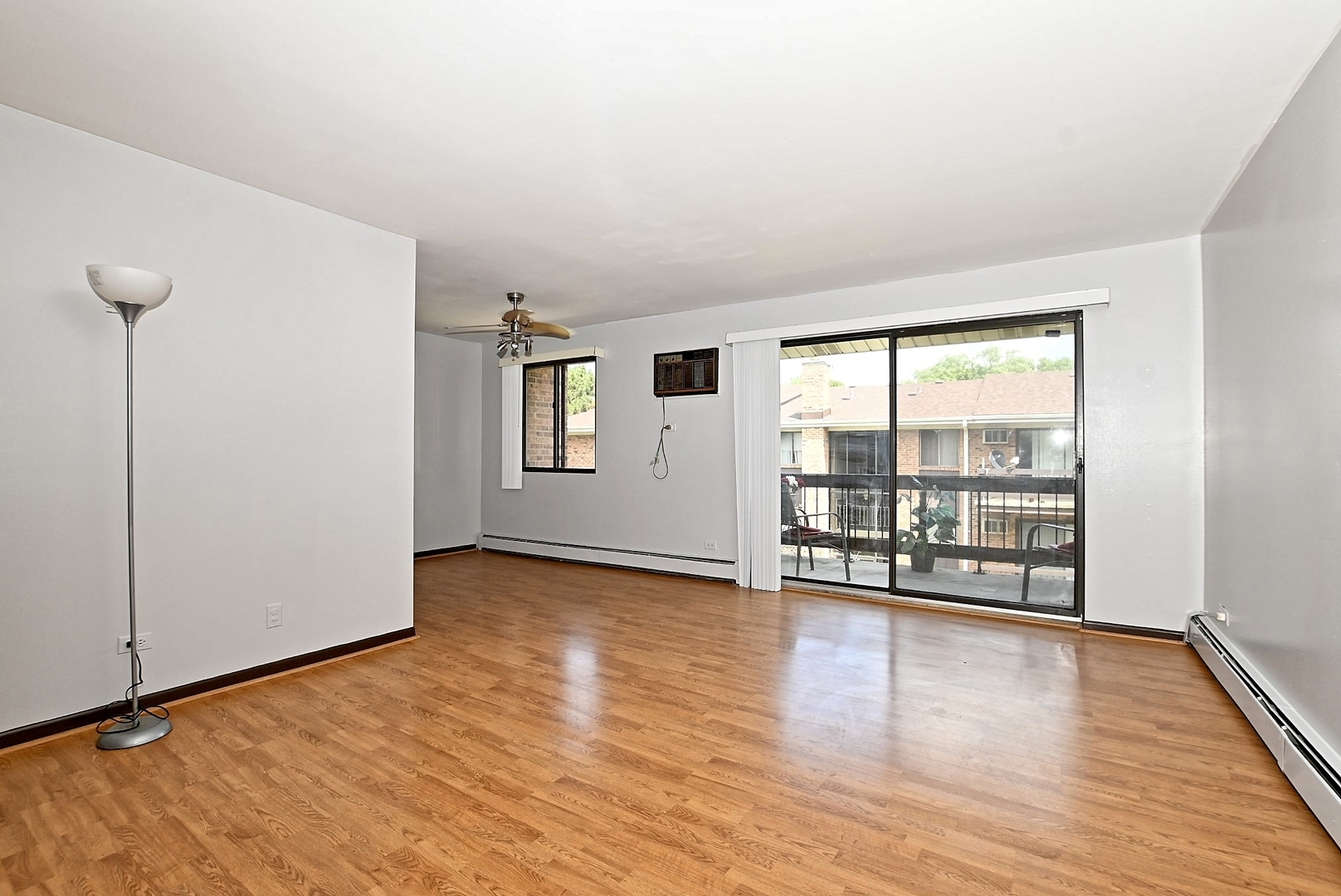 955 Ridge Road, Unit 3B Homewood, IL 60430 - Photo 2 of 15