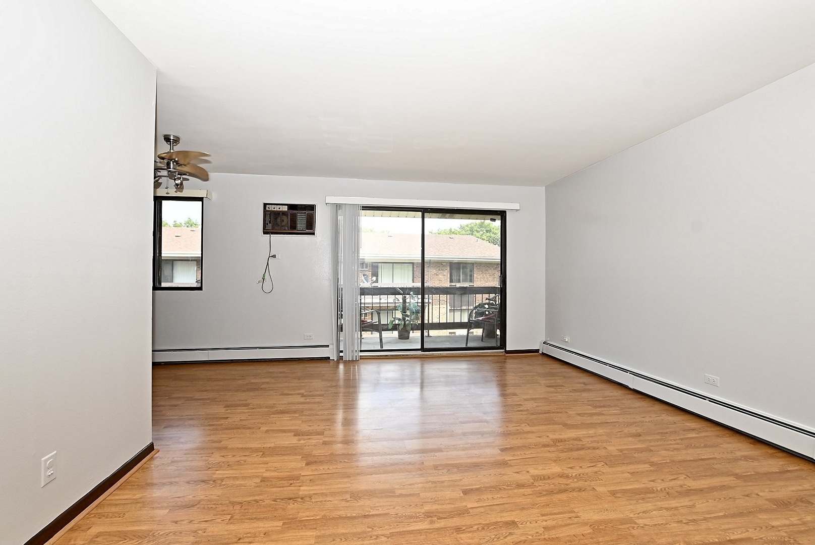 955 Ridge Road, Unit 3B Homewood, IL 60430 - Photo 3 of 15
