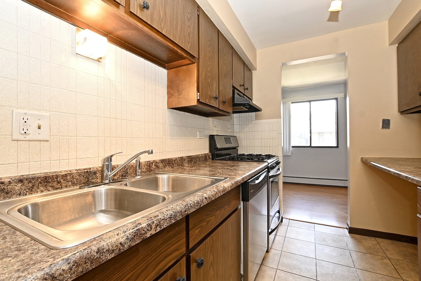 955 Ridge Road, Unit 3B Homewood, IL 60430 - Photo 7 of 15