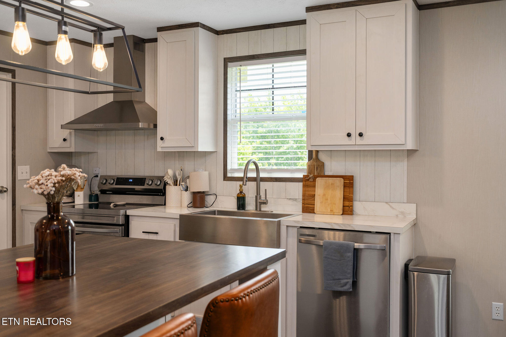 413 Whitaker Street Tazewell, TN 37879 - Photo 16 of 54 DSC01564