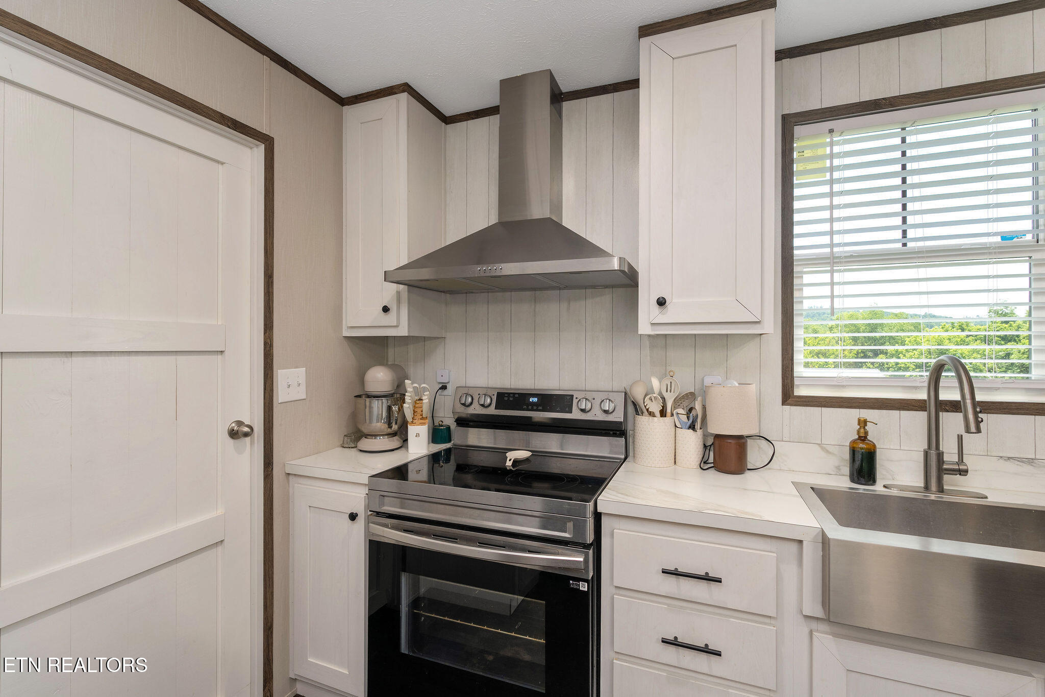 413 Whitaker Street Tazewell, TN 37879 - Photo 19 of 54 DSC01573
