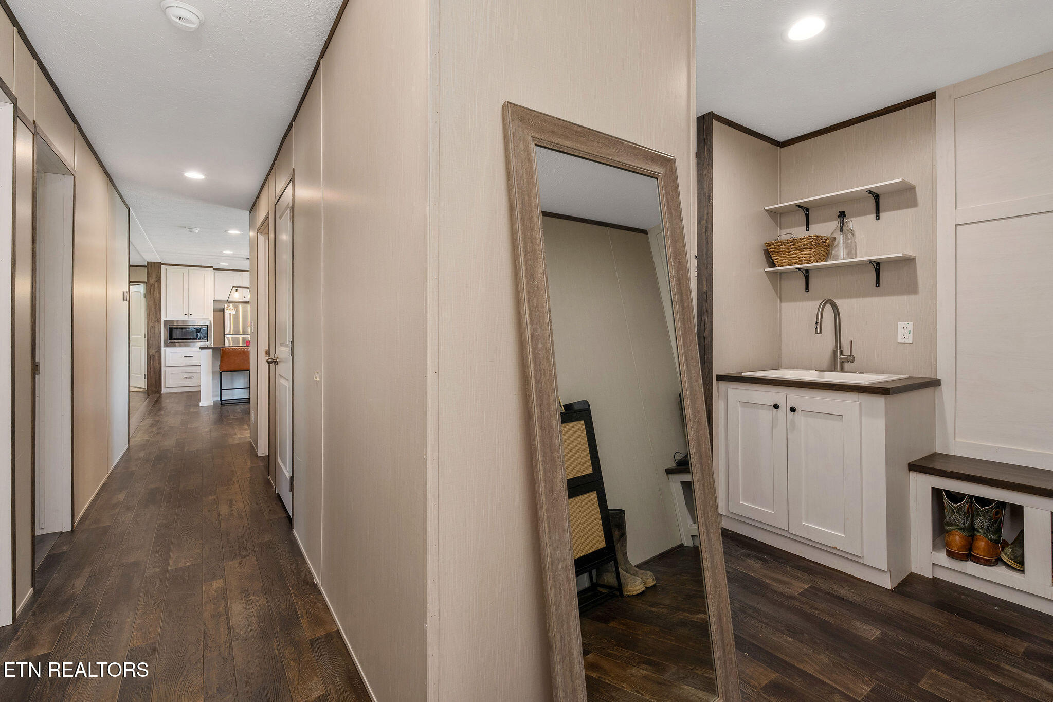413 Whitaker Street Tazewell, TN 37879 - Photo 37 of 54 DSC01659