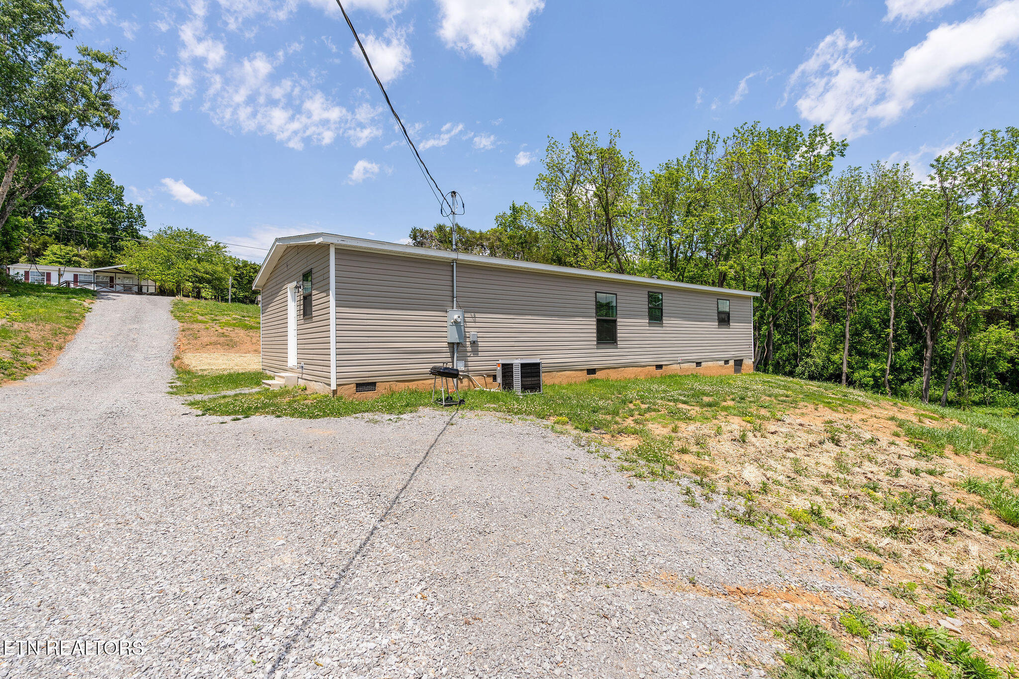 413 Whitaker Street Tazewell, TN 37879 - Photo 42 of 54 DSC01680