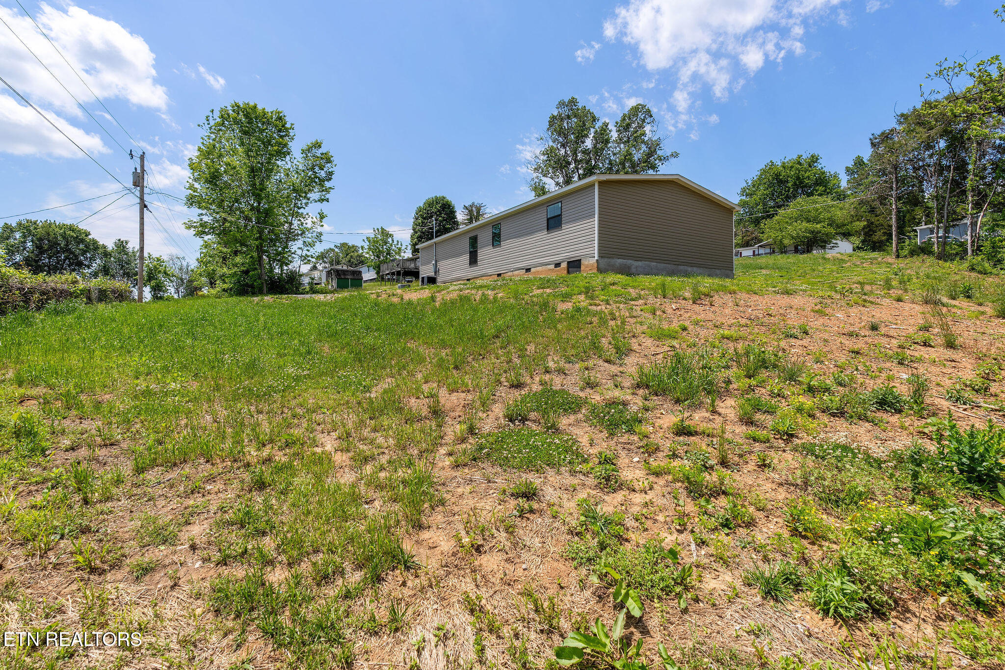 413 Whitaker Street Tazewell, TN 37879 - Photo 46 of 54 DSC01686