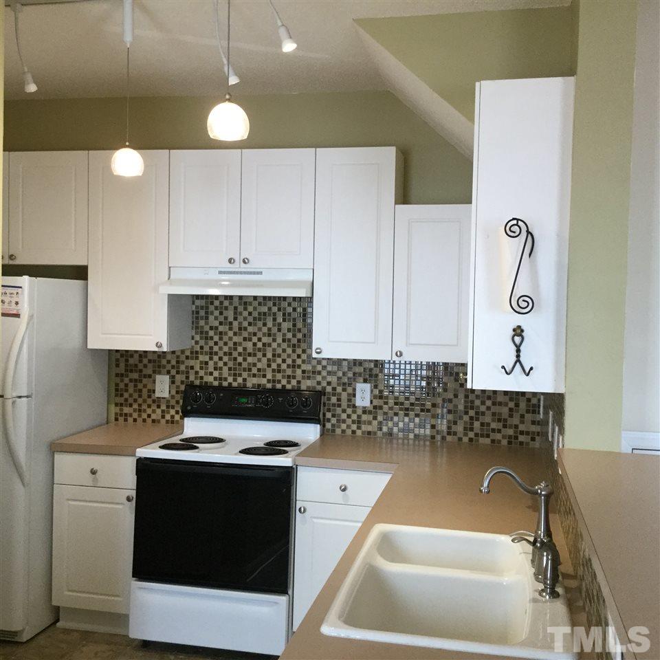 2008 Metacomet Way Raleigh, NC 27604 - Photo 7 of 20 Gallery Image 7