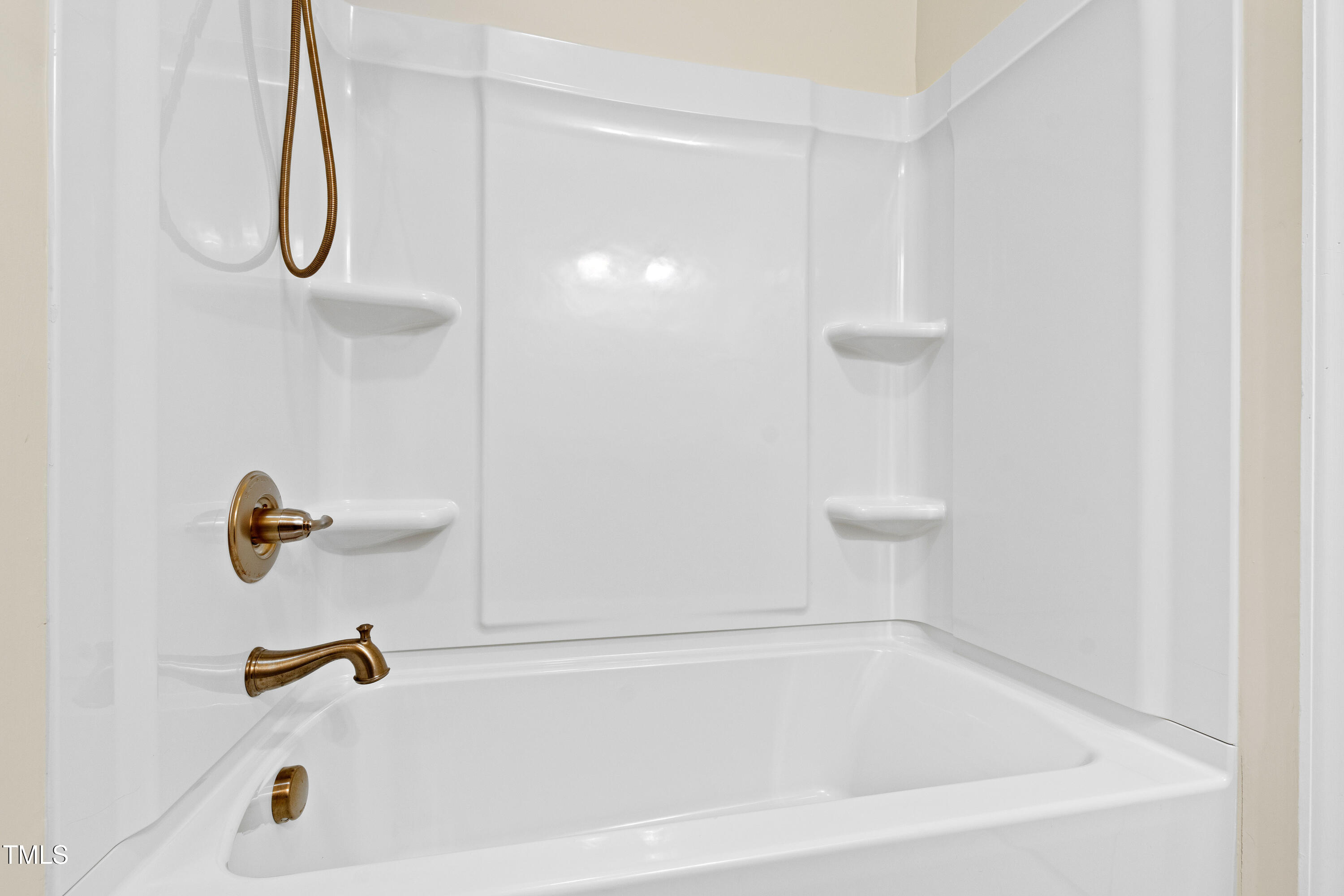 2021 Heritage Pines Drive Cary, NC 27519 - Photo 33 of 50 Heritage (16)