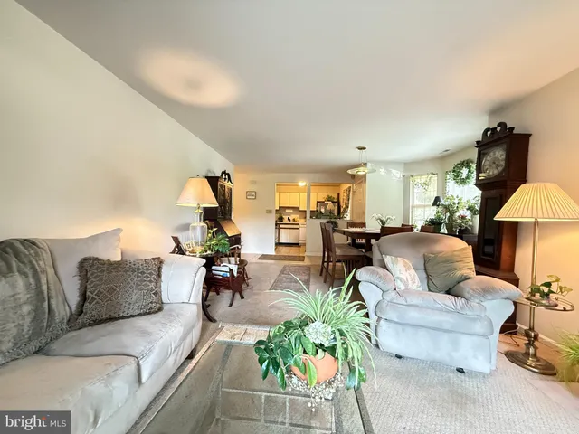 $2,350 | 3403 Waltham Court, Yardley, PA 19067