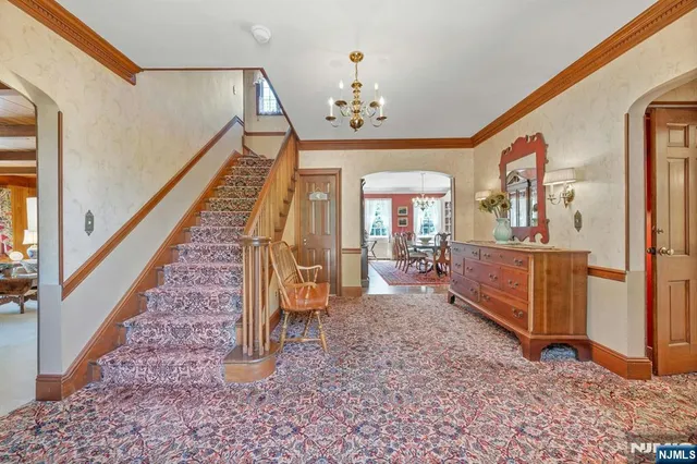 a view of an entryway with dining area
