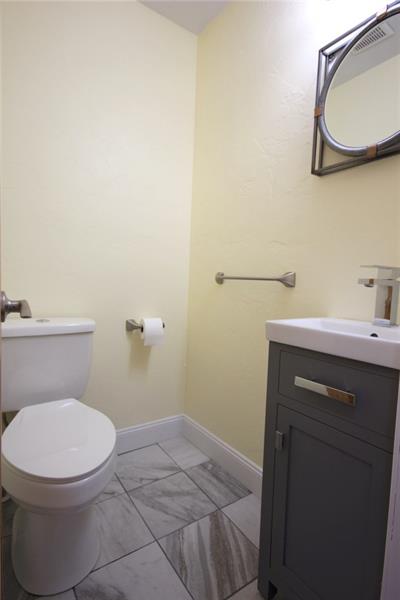 540 Ridgeway Street Greensburg, PA 15601 - Photo 11 of 25 Gallery Image 11