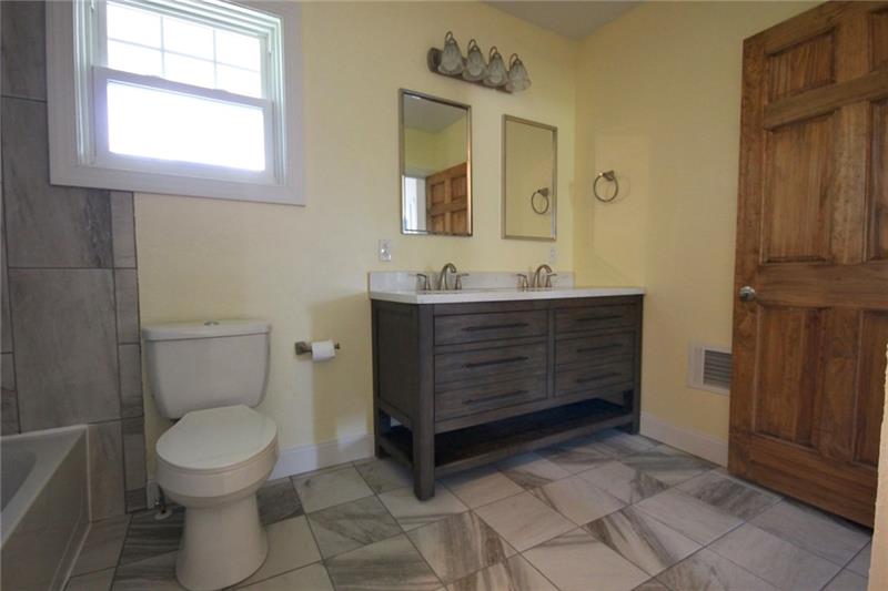 540 Ridgeway Street Greensburg, PA 15601 - Photo 19 of 25 Gallery Image 19