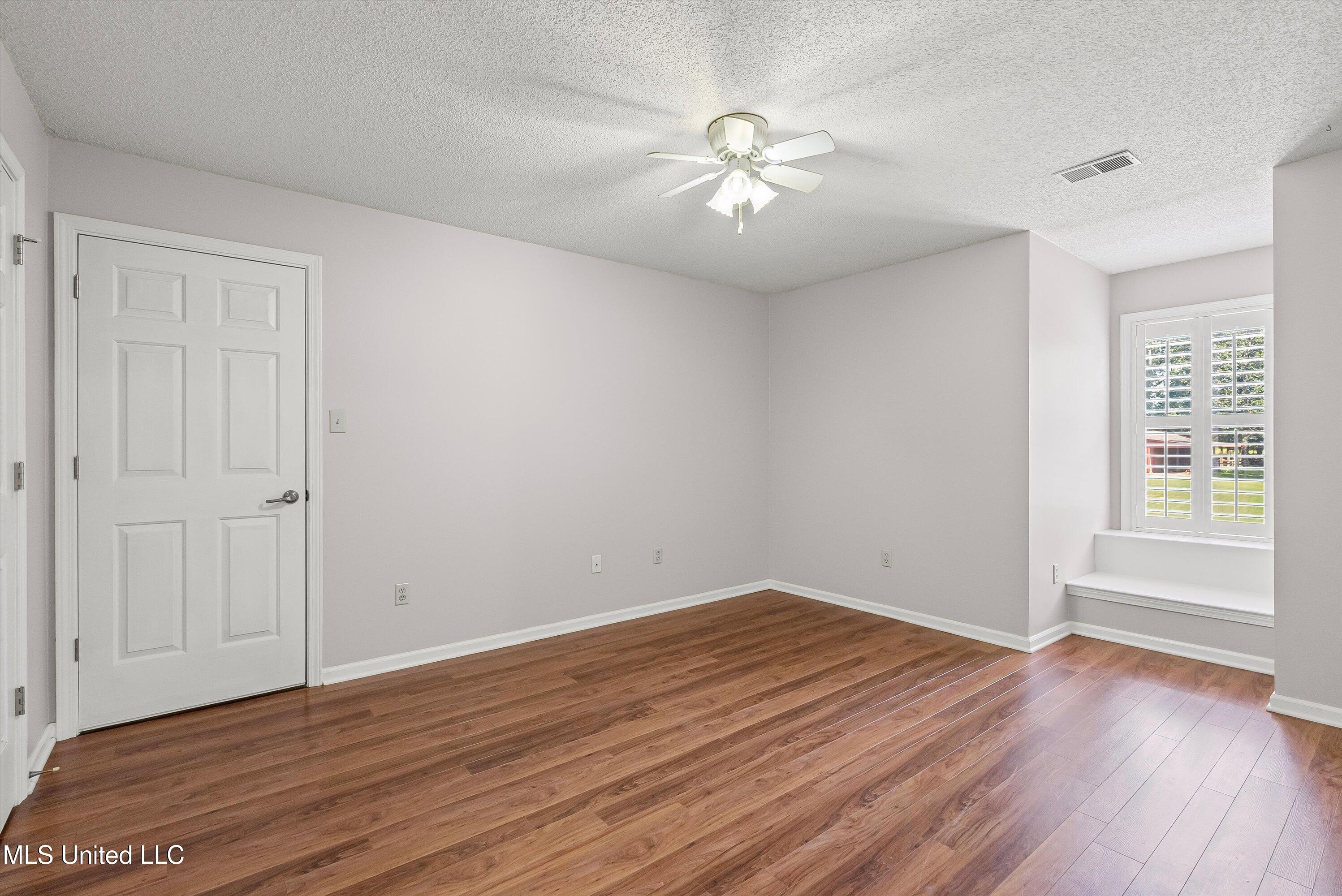 5054 Veazey Road Coldwater, MS 38618 - Photo 26 of 48 25-DSC03464