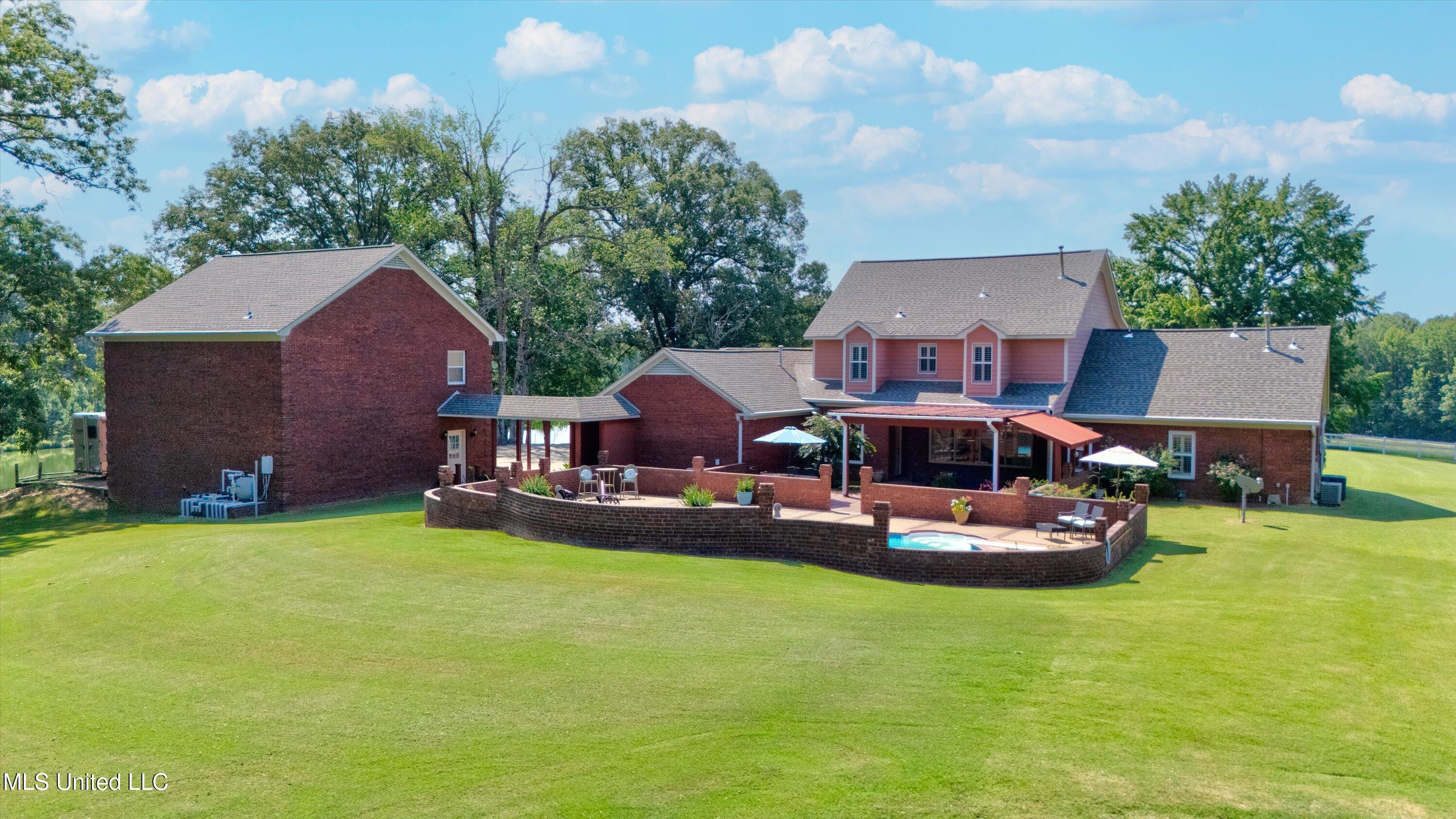 5054 Veazey Road Coldwater, MS 38618 - Photo 32 of 48 31-Drone-4