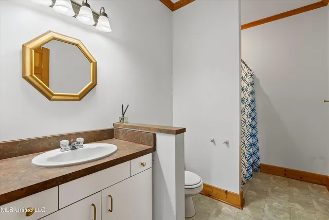 $729,900 | 5054 Veazey Road, Coldwater, MS 38618