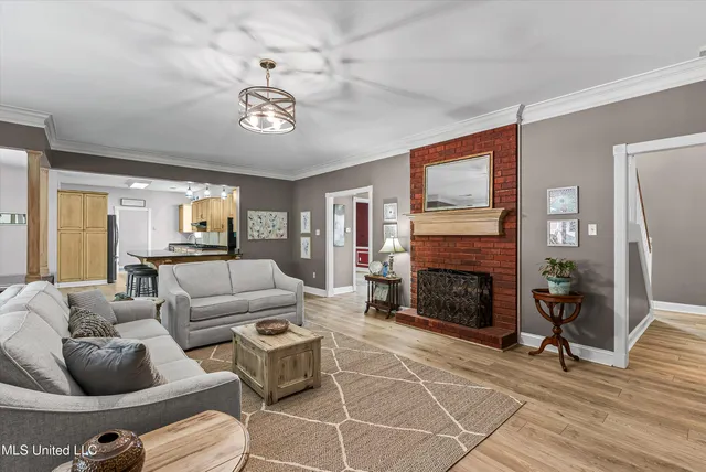 $729,900 | 5054 Veazey Road, Coldwater, MS 38618