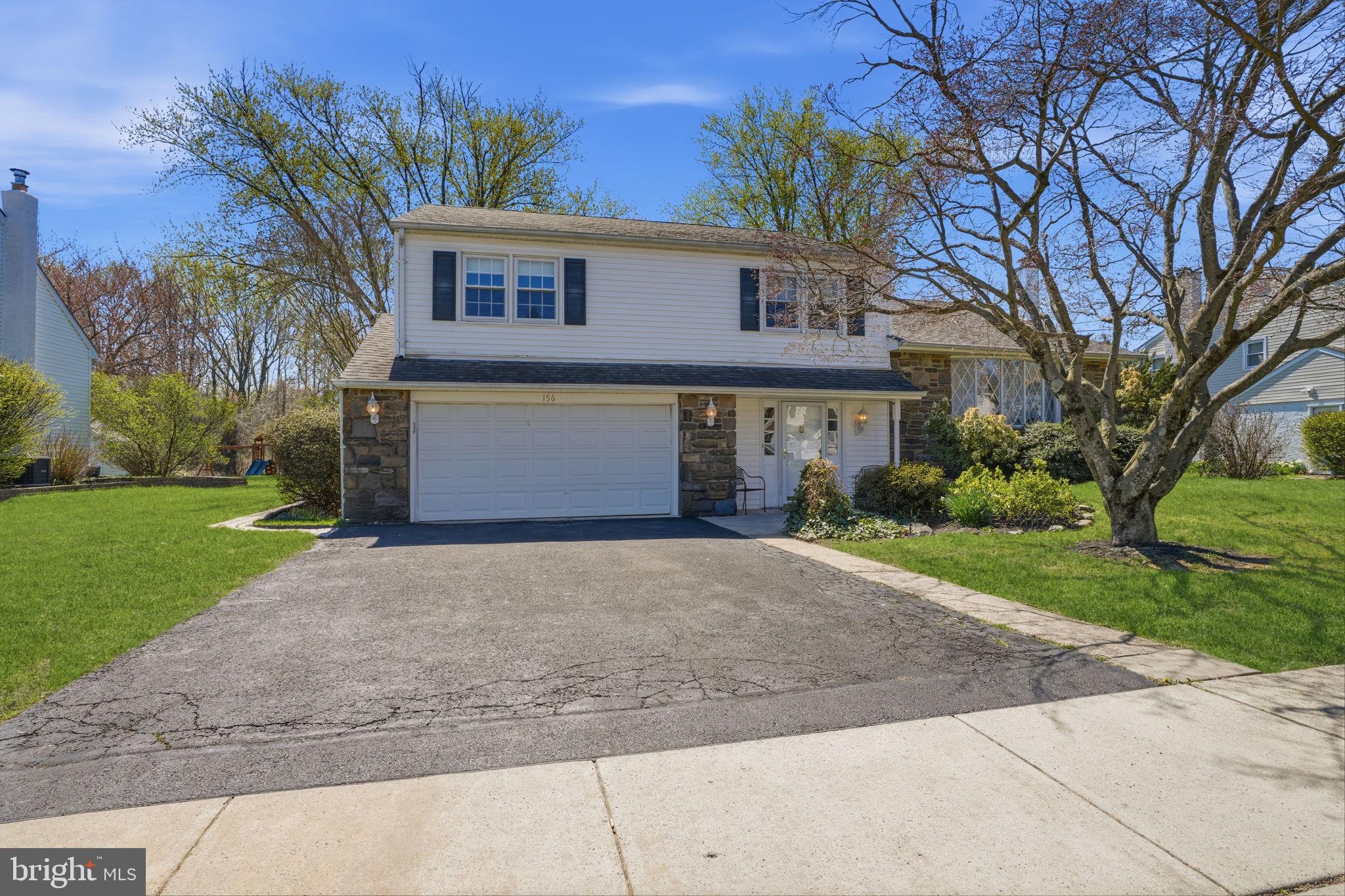 Beautiful Split Level In Pennsbury School District