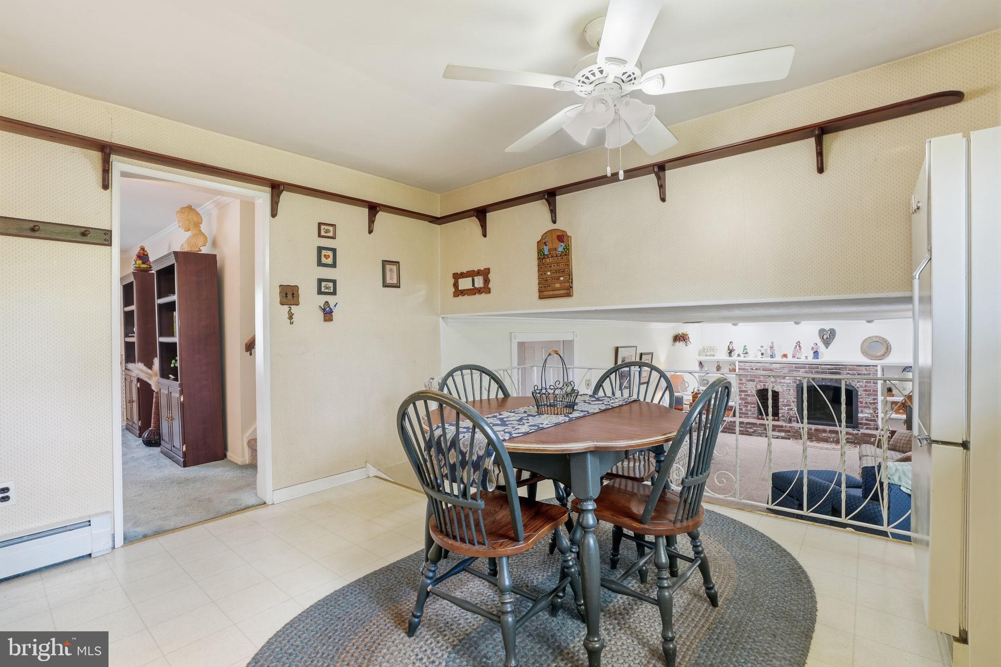 156 Rice Drive Morrisville, PA 19067 - Photo 10 of 37 Eat in Kitchen